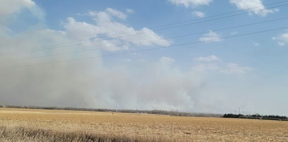 Several fire departments battle large grass fire near Kansas-Nebraska border - Vimarsana News