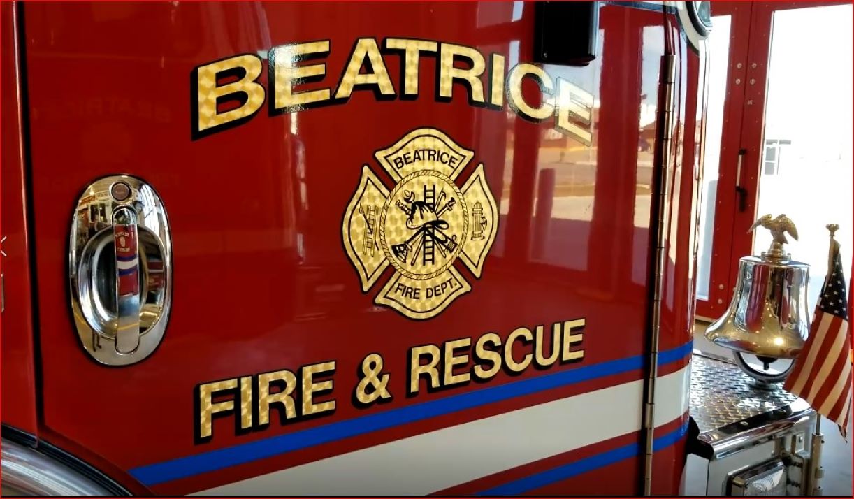 Smoke small fire sends Beatrice Fire and Rescue to laundromat