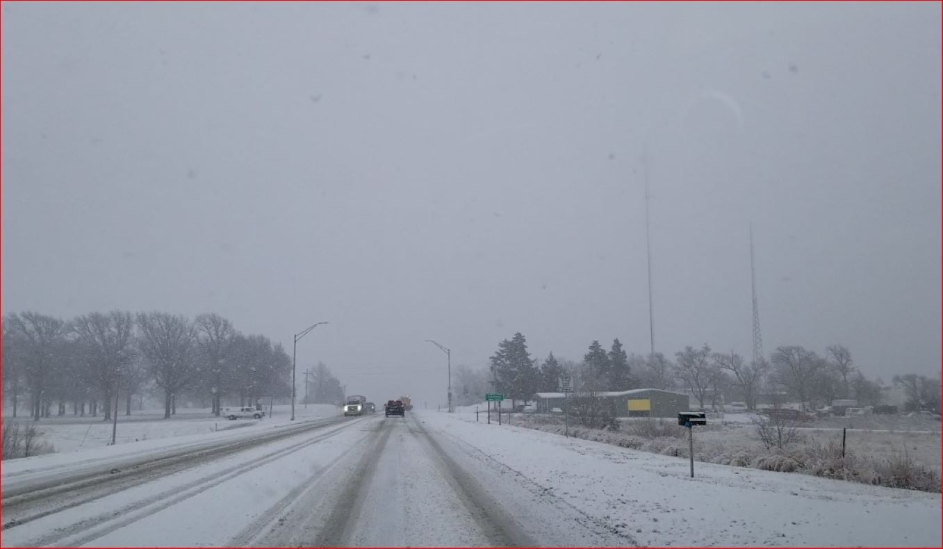 Southeast Nebraska sees heavy, wet snow SOUTHEAST NEWS CHANNEL NEBRASKA