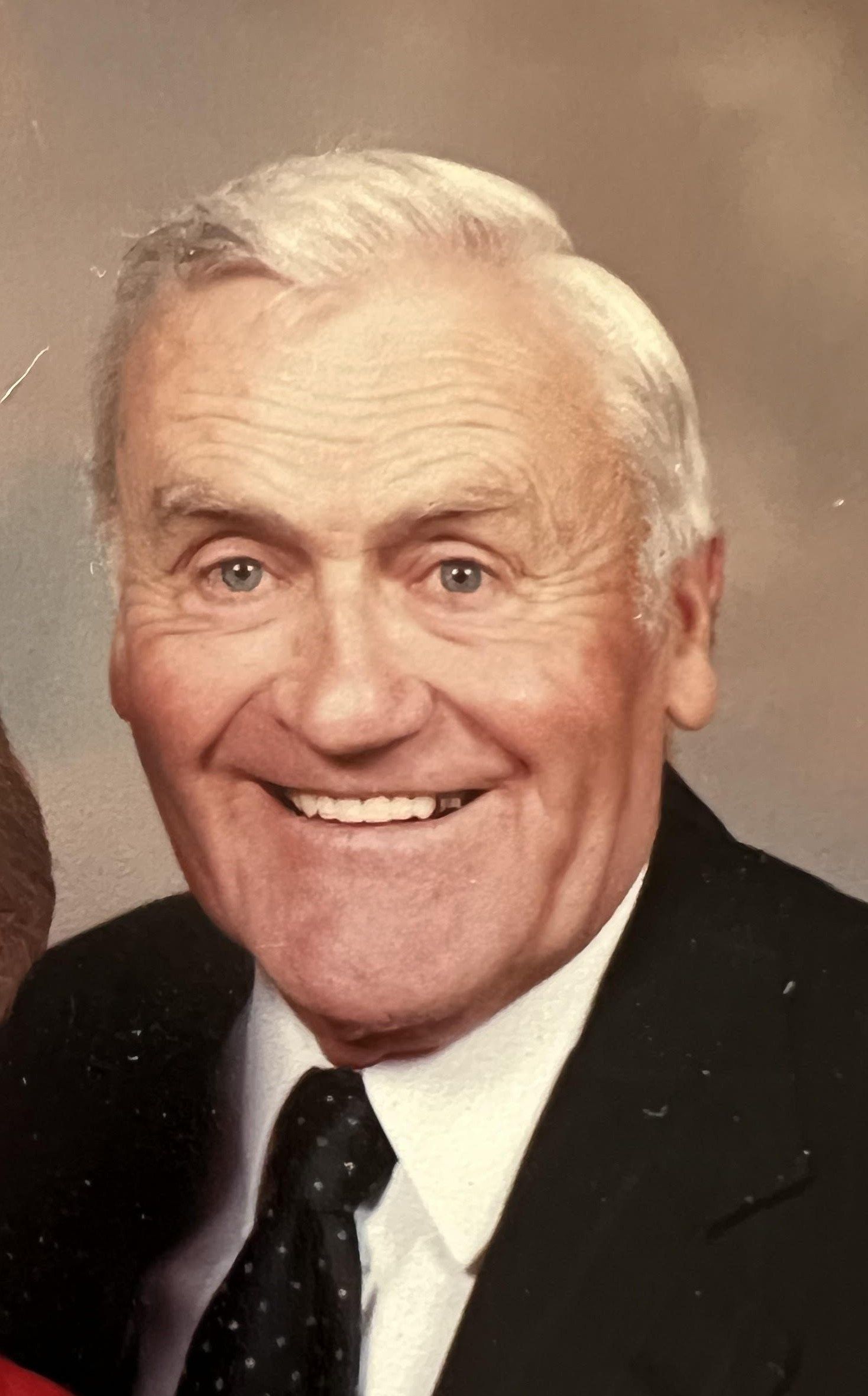Kwbe Obituaries - 2hamotw