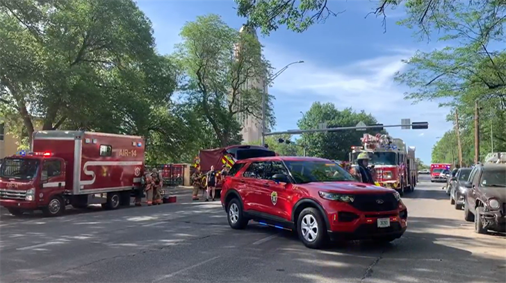 Man rescued from Lincoln apartment window during fire SOUTHEAST