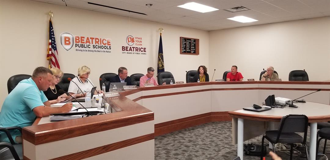 Beatrice School Board turns back proposed calendar revision