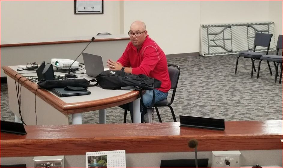 Pinpoint President meets with Beatrice officials