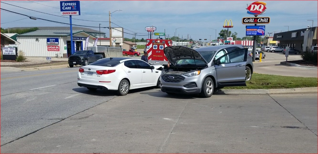 Late Monday morning accident in north Beatrice causes minor inju