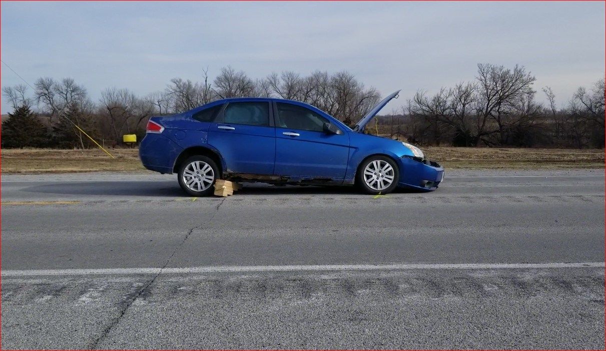 Ford Focus involved in highway collisiion