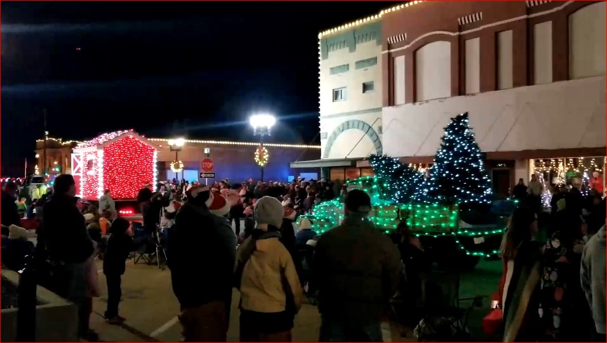 Ninth Annual Holiday Lighted Parade travels downtown Beatrice