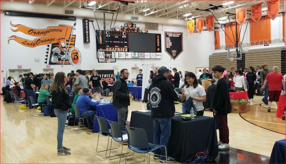 Students meet employers in the O-Zone