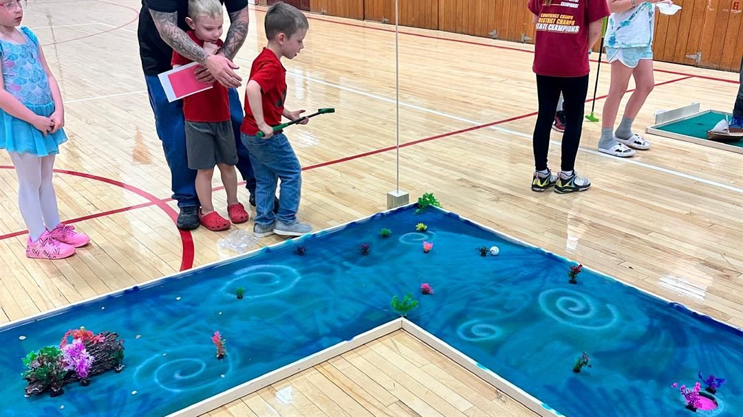 Fairbury students build mini golf course for community fun SOUTHEAST