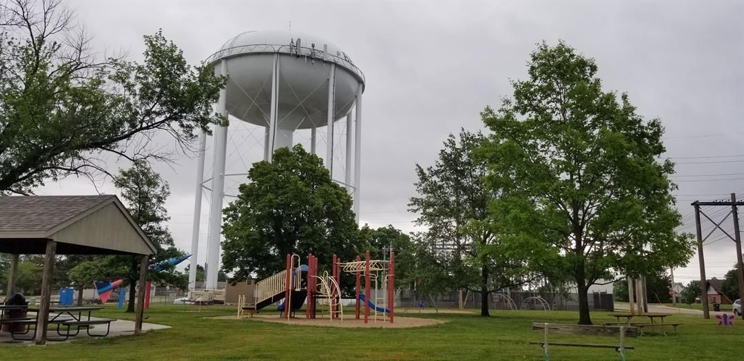19th and Jackson water tower