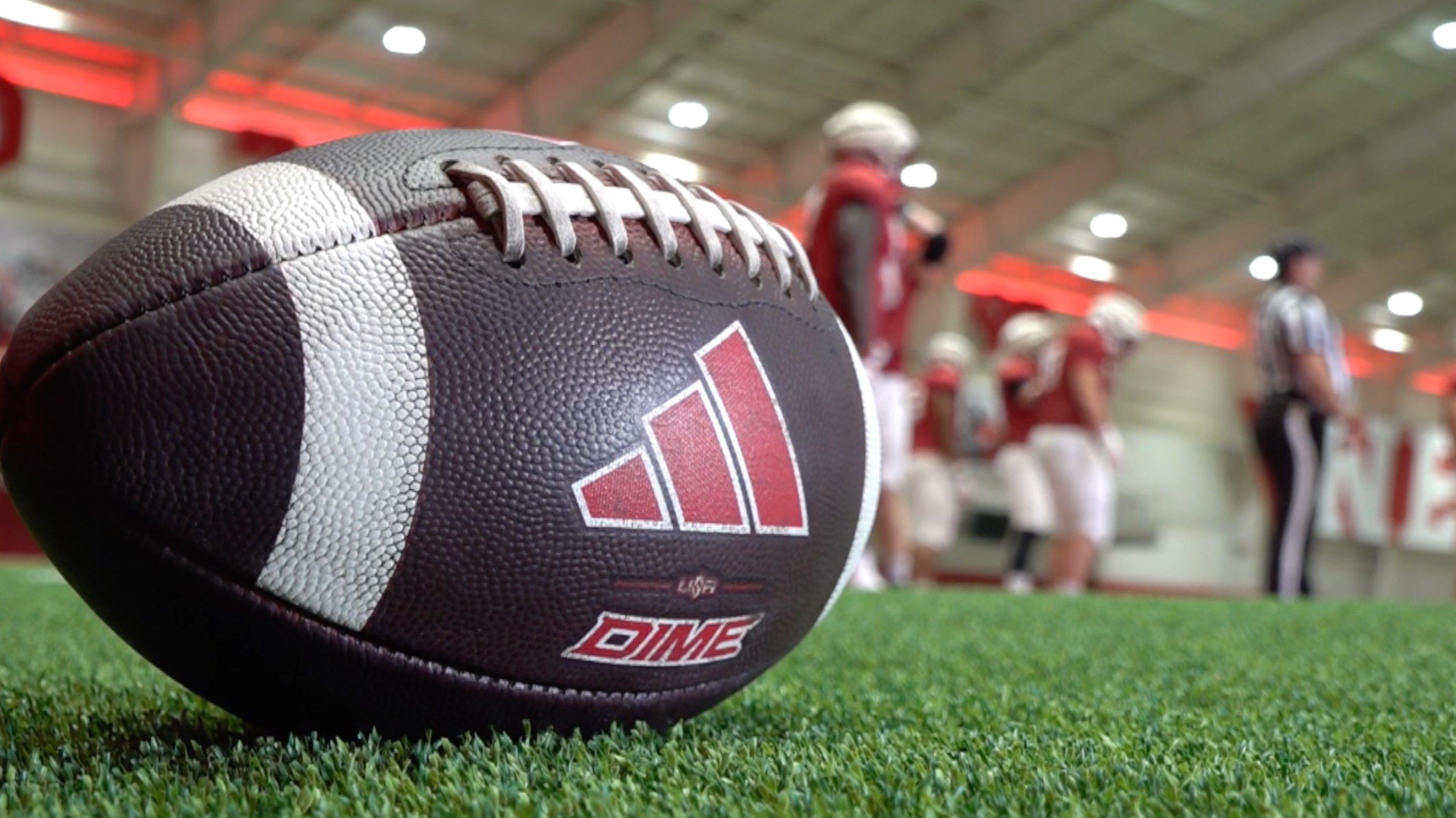 REPORTS: Notre Dame quarterback transferring to Nebraska