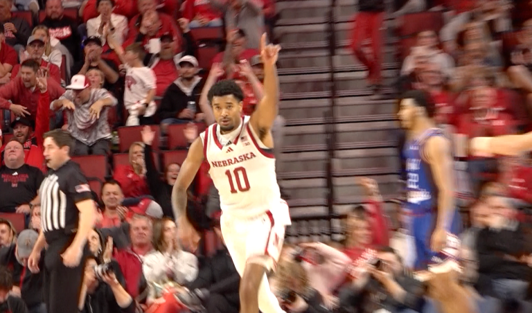 Frager, Lawrence lead Huskers to opening night win over West Georgia