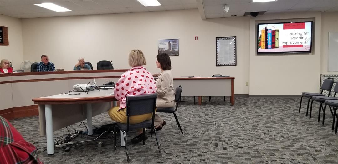 Adminstrators present report on reading progress